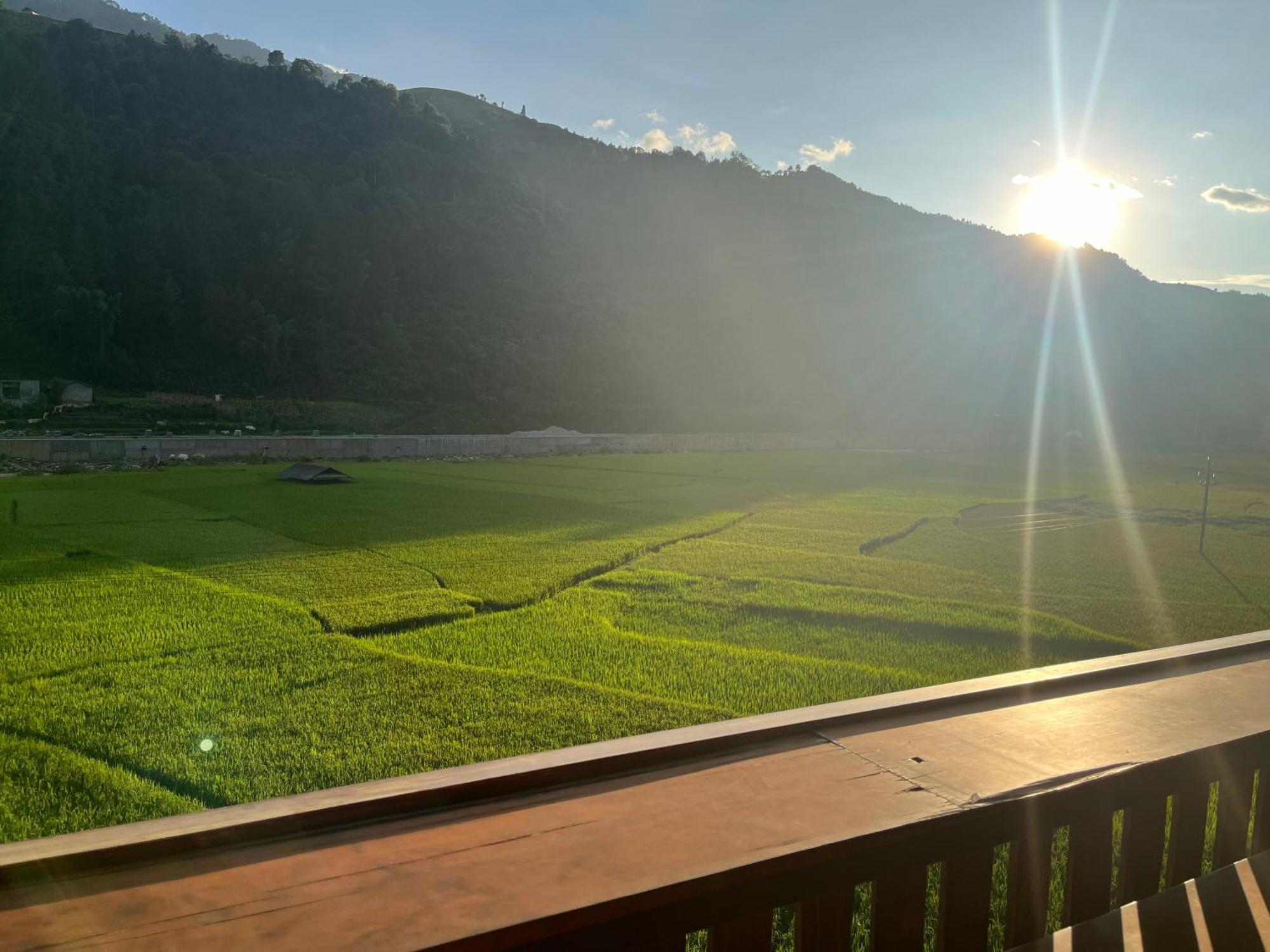 Homestay Hoa Thao - Bus ,Trek & Motorbike Mu Cang Chai Extérieur photo